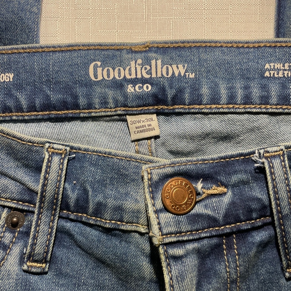 Goodfellow & Co Men's Classic Denim Slim Straight Jeans - Picture 2 of 3